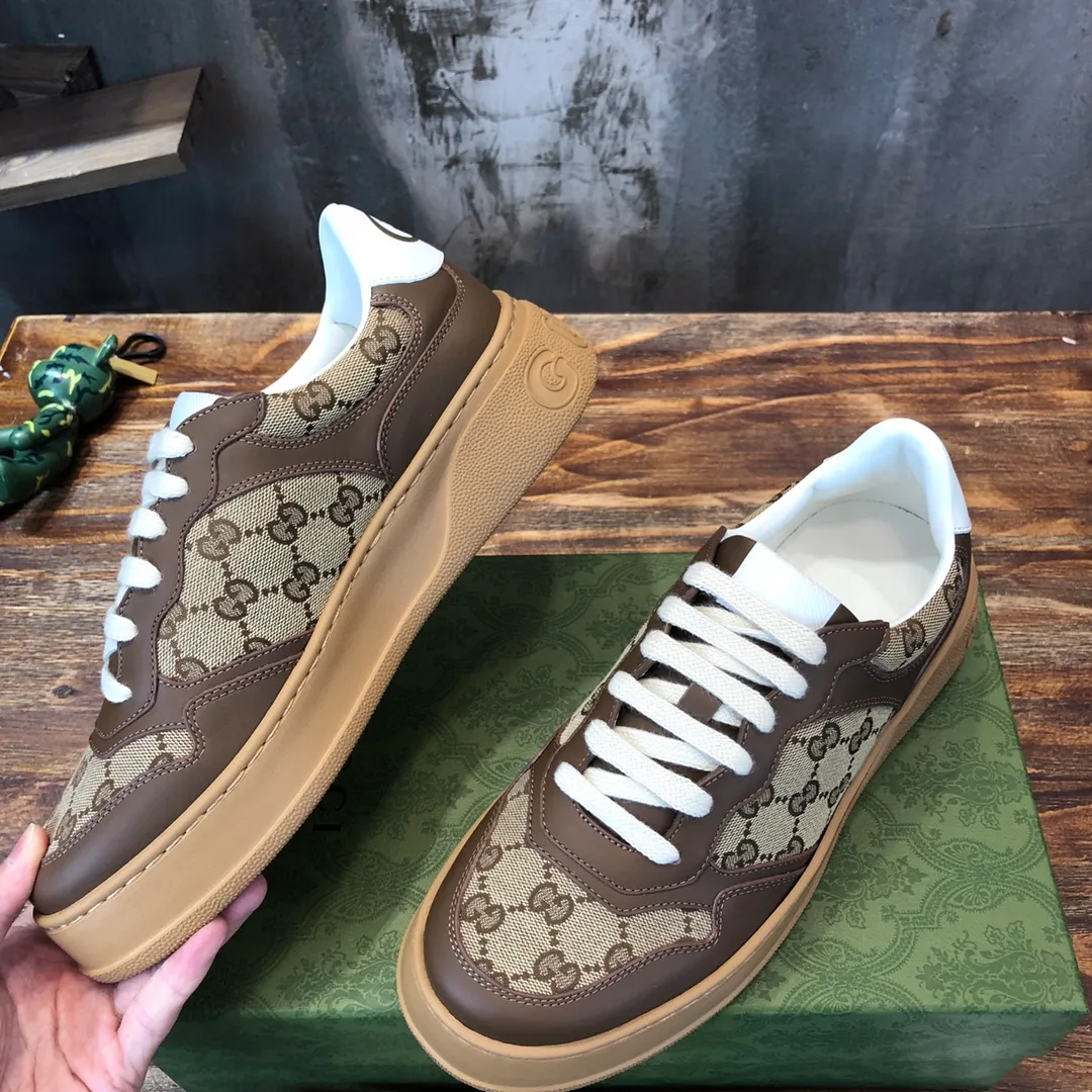 P700💰[Ready stock] Dongguan high-end version (different from market products) upgraded version 35-45 couple model Gucci2021 latest men's and women's casual biscuit shoes, original mold opening, set last version, perfect series! Welcome to taste. Original coding process. Fabric: First-layer cowhide Lining: Silk cowhide Outsole: Original TPU outsole